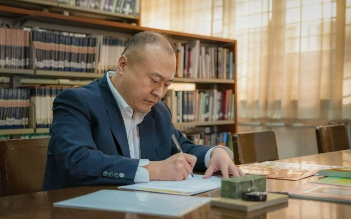 专访王虹北大老师：“逐层打怪”无益于学术，数学研究不宜太卷